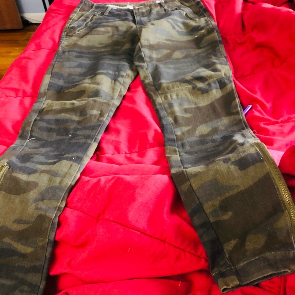 Army fitted jean’s